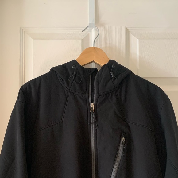 Mens Columbia Omni-Wind Black hooded jacket. Gently used. Flaws shown. Large - Picture 3 of 14